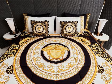 versace home accappatoio|Versace Home: Luxury and Designer Homeware .